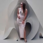 rankomis nerta suknele