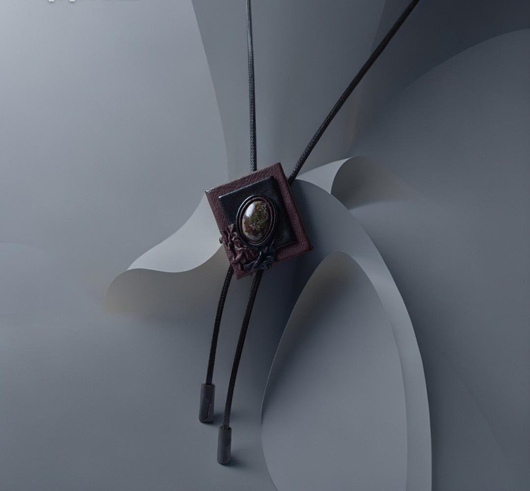 Odinis kaklo papuošalas