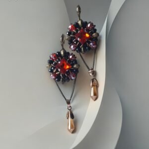 Auskarai su stiklo kristalais raudoni